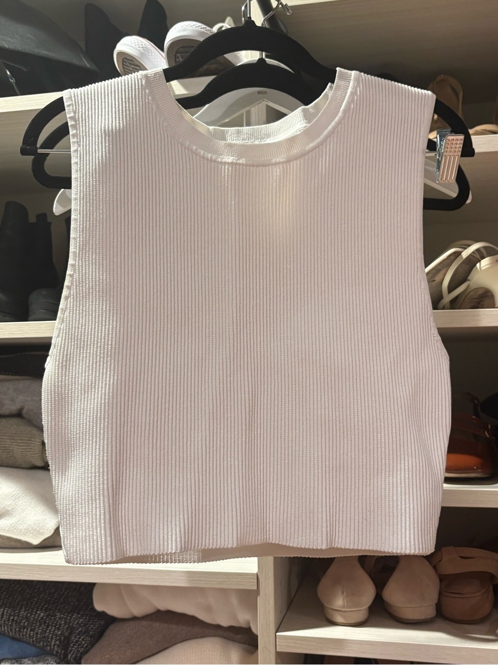 Aritzia Babaton Sculpt Knit Cropped Tank - Picture 4 of 6